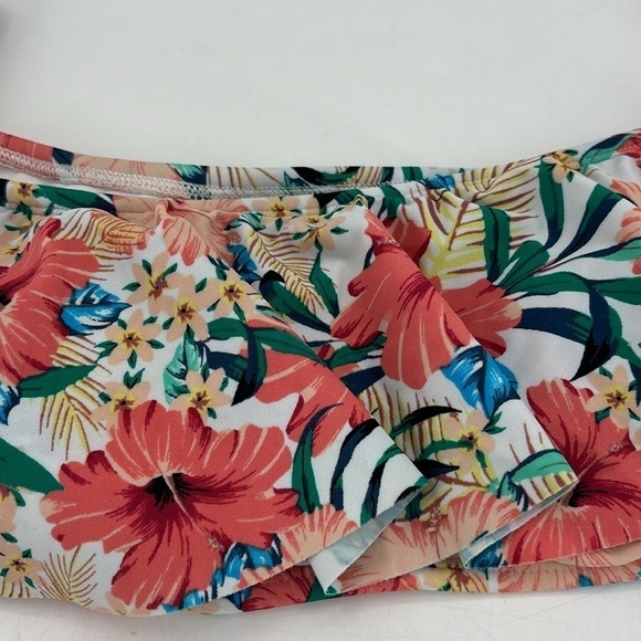 UEC Xhileration flutter sleeve floral bikini top medium - Picture 4 of 12